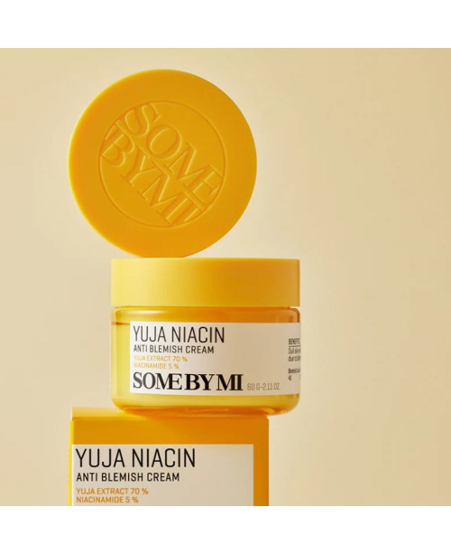 SOME BY MI kremas mažinantis dėmes, 60 g.