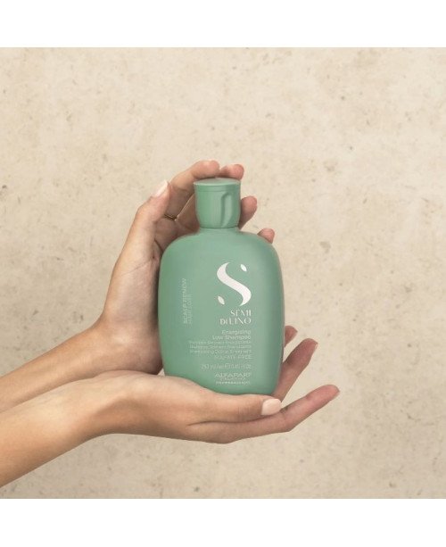 Alfaparf Milano Professional Semi di Lino Scalp Renew Energizing Low - galvos odą stimuliuojantis plaukų šampūnas | EGOSkinBeaut